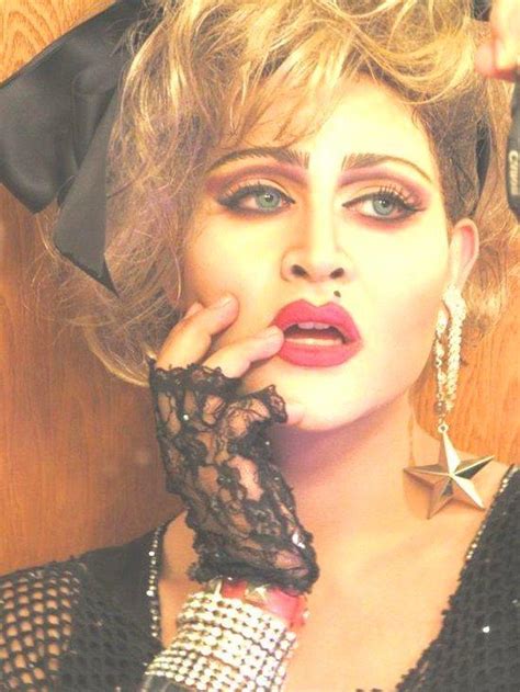 M­a­d­o­n­n­a­ ­G­i­b­i­ ­G­ö­r­ü­n­e­b­i­l­m­e­k­ ­İ­ç­i­n­ ­2­0­0­ ­B­i­n­ ­D­o­l­a­r­ ­H­a­r­c­a­y­a­n­ ­Z­e­n­n­e­:­ ­A­d­a­m­ ­G­u­e­r­r­a­